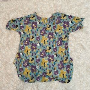 NWT Perfectly Priscilla sky blue floral top